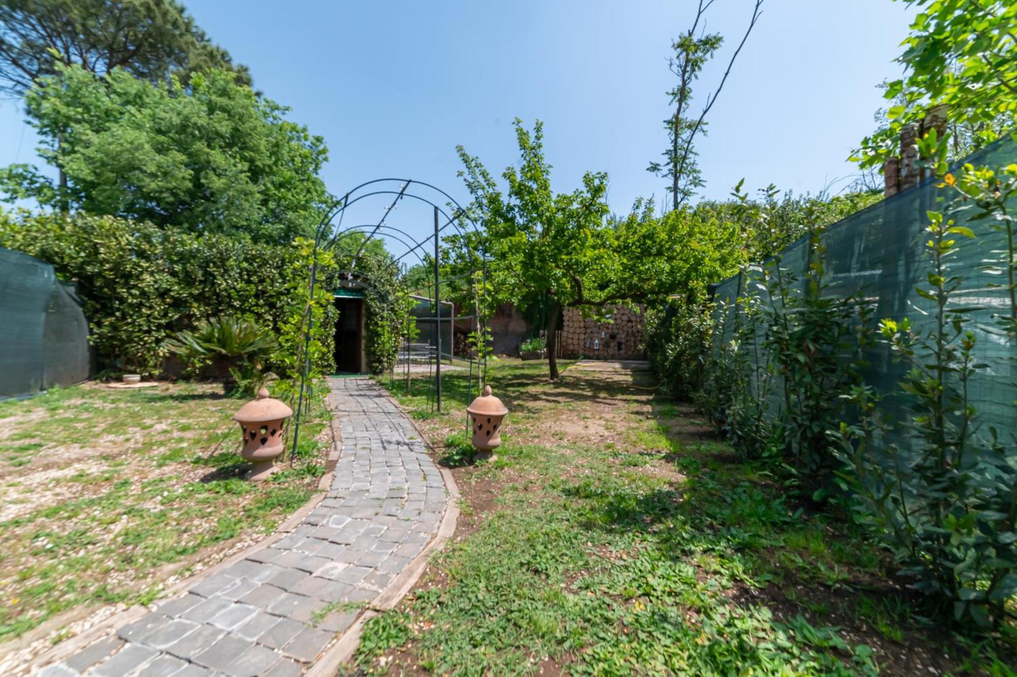 Appia Antica Giardino Parcheggio Fermata Bus 4 Ospiti Casa de Férias *